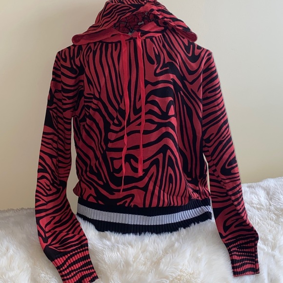 🐾Central Park West  New York Tiger Animal Print Hoodie Large - Picture 3 of 9